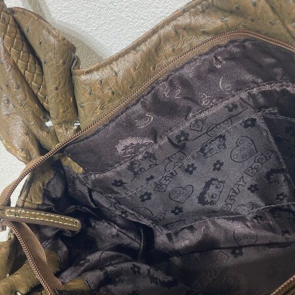 Betty Boop Handbag Brown Betty Boop
Gold Lettering Front & Back - Picture 7 of 10
